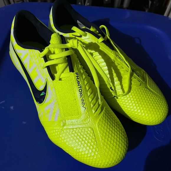 Mens Nike Phantom Venom FG soccer Cleats - Picture 2 of 5